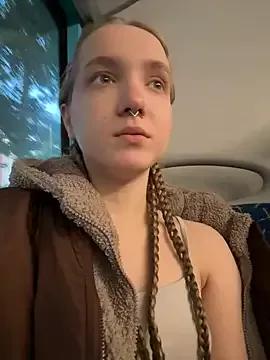 bambi_lu from StripChat