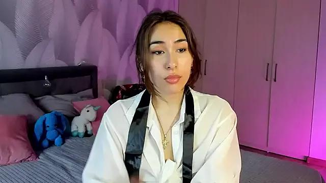 Bambiii_bby from StripChat