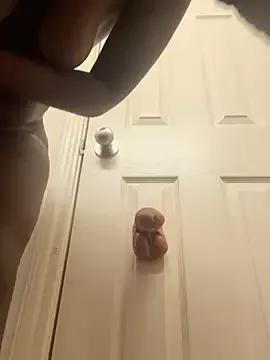 bambinokitt3n from StripChat