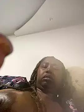 BambiWoman from StripChat is Freechat