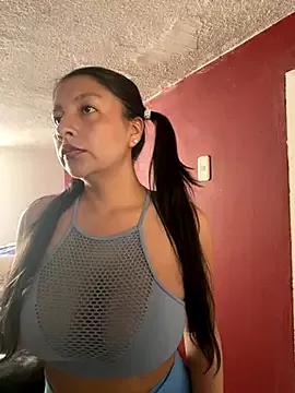 Bamby_safre webcams show profile image 