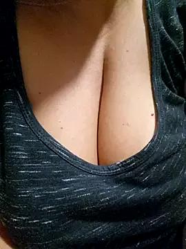 Barbarella86 from StripChat