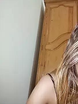barbieelove from StripChat