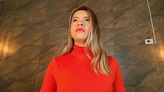 Barbiie_98 from StripChat