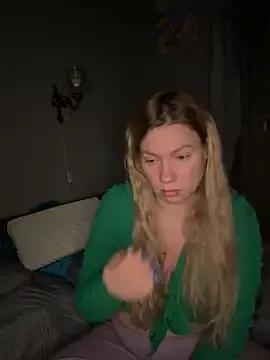 Barby_Kiss from StripChat is Freechat