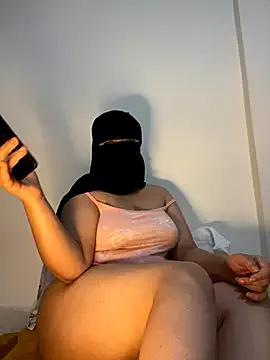 Barbyxhot from StripChat