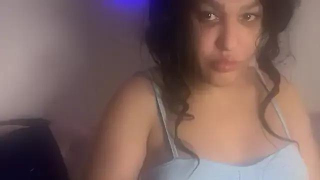BareSlut6666LA from StripChat is Freechat