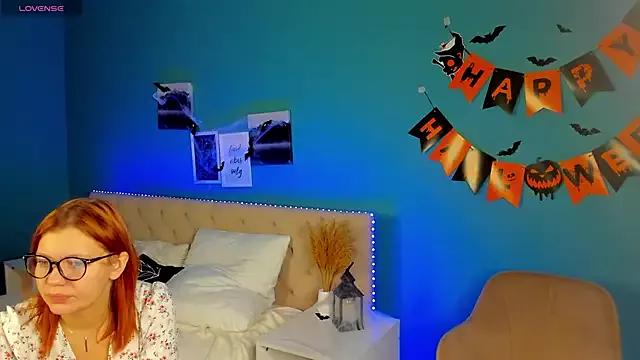 Explore our live girls sluts from our Custom and Multi clubs and checkout exclusive access to highly interactive content, such as shape, hair, titties, pussy type and many more.