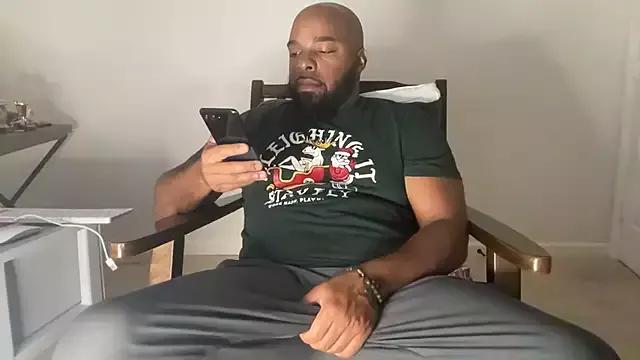 Bbcfun44 from StripChat