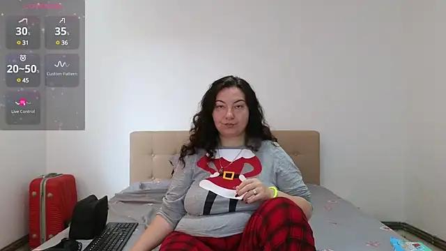 BBW_MILF_4U from StripChat