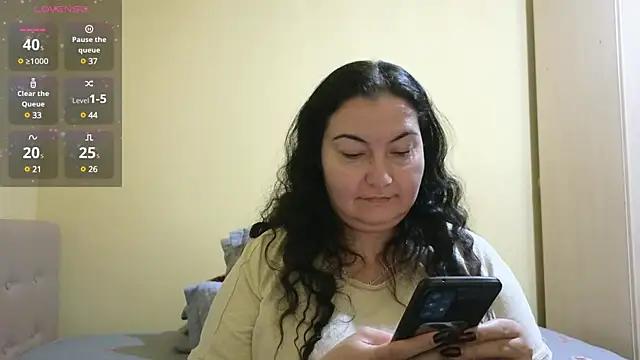 BBW_MILF_4U from StripChat