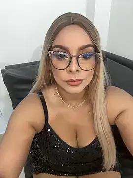 Explore our live girls sluts from our Custom and Multi clubs and checkout exclusive access to highly interactive content, such as shape, hair, titties, pussy type and many more.