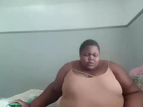 BbwEbonyQueen95 from StripChat
