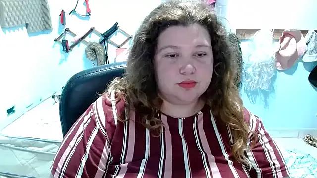 bbwsquirt from StripChat