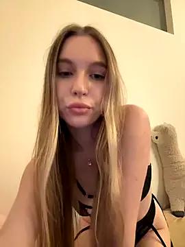 Bbysonia webcams show profile image 