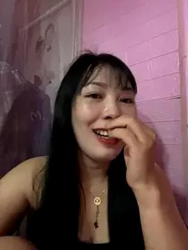 Bear-cute00 webcams show profile image 