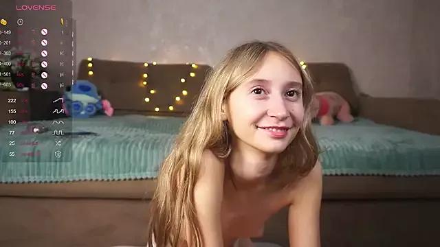 Explore our live girls sluts from our Custom and Multi clubs and checkout exclusive access to highly interactive content, such as shape, hair, titties, pussy type and many more.