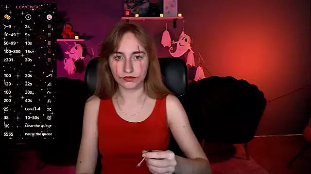 Explore our live girls sluts from our Custom and Multi clubs and checkout exclusive access to highly interactive content, such as shape, hair, titties, pussy type and many more.