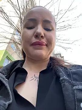 Explore our live girls sluts from our Custom and Multi clubs and checkout exclusive access to highly interactive content, such as shape, hair, titties, pussy type and many more.