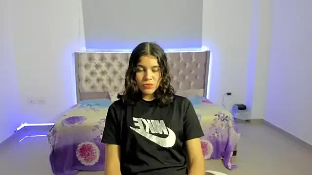 Beiby_glow webcams show profile image 