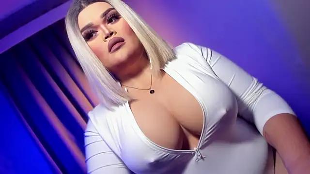 Explore our live girls sluts from our Custom and Multi clubs and checkout exclusive access to highly interactive content, such as shape, hair, titties, pussy type and many more.