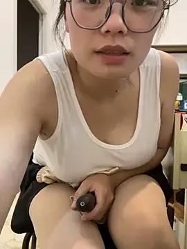 Bella0815 from StripChat