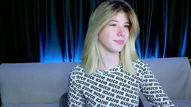Bella_amory from StripChat