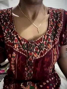 Bella_Beautiful1 from StripChat