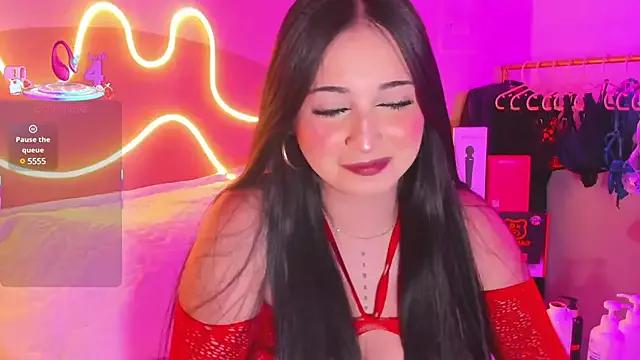Explore our live girls sluts from our Custom and Multi clubs and checkout exclusive access to highly interactive content, such as shape, hair, titties, pussy type and many more.