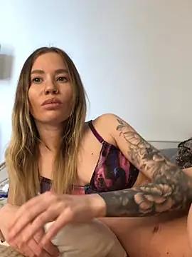 Bella_Meg from StripChat
