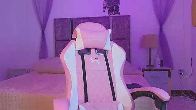 bella_nick19 from StripChat is Freechat