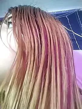 bella_star21 from StripChat