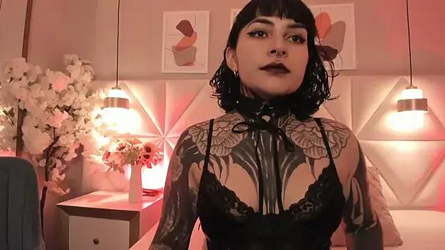 Bella_veil from StripChat is Freechat
