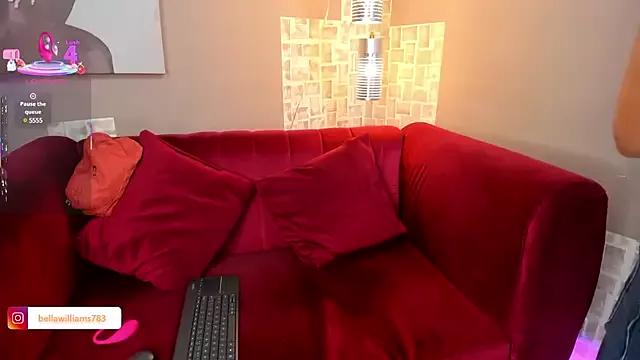 Bella_williamss_ from StripChat is Freechat