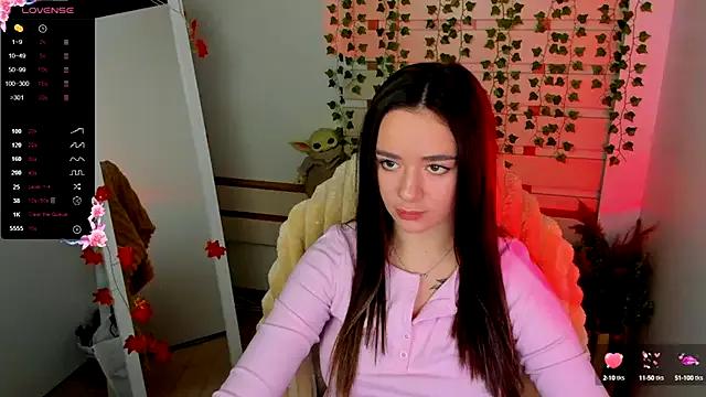 Bella_XO from StripChat