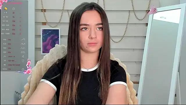 Bella_XO from StripChat