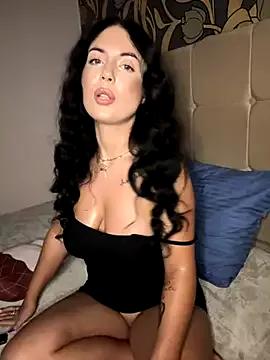 BellaaNoir from StripChat