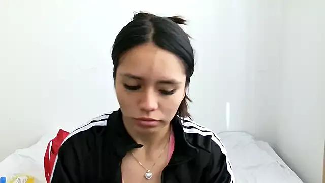 BellaBliss123 from StripChat is Freechat