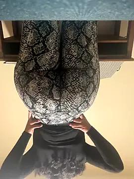 bellacagyal from StripChat