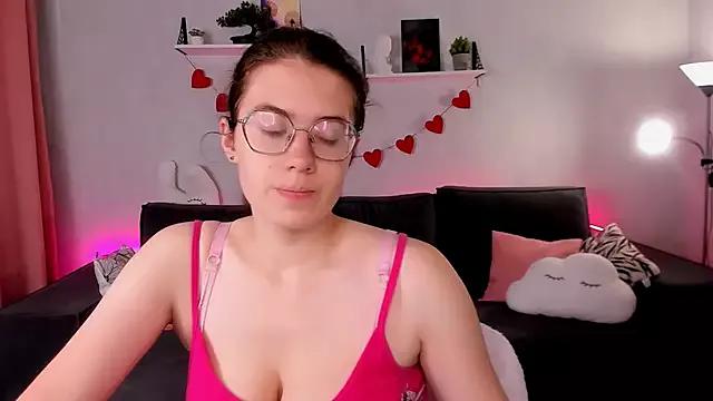 Explore our live girls sluts from our Custom and Multi clubs and checkout exclusive access to highly interactive content, such as shape, hair, titties, pussy type and many more.