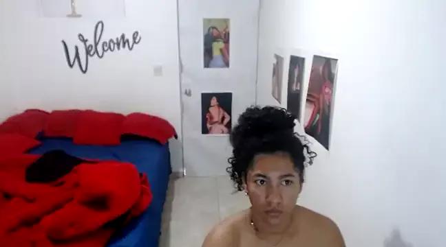 Explore our live girls sluts from our Custom and Multi clubs and checkout exclusive access to highly interactive content, such as shape, hair, titties, pussy type and many more.