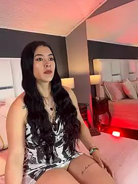 Explore our live girls sluts from our Custom and Multi clubs and checkout exclusive access to highly interactive content, such as shape, hair, titties, pussy type and many more.