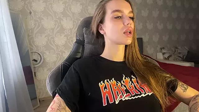 Bellamurr_ from StripChat