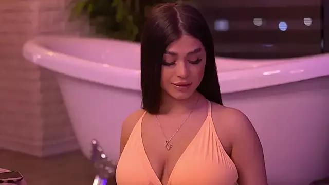BellaNoirre from StripChat is Freechat