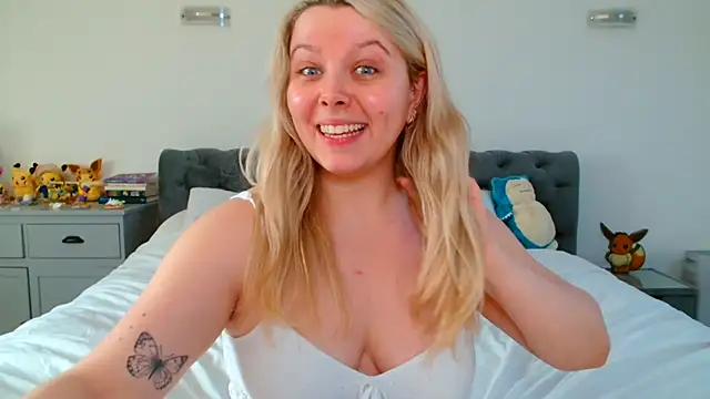 BellaRose_UK from StripChat