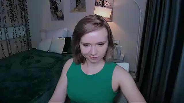 BellaSmitss from StripChat