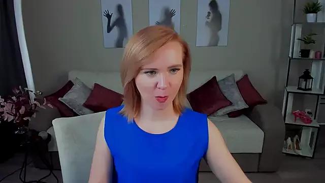 BellaSmitss from StripChat