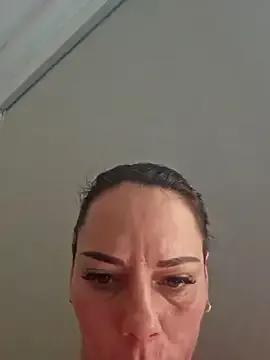 Bellasweety09 from StripChat is Freechat