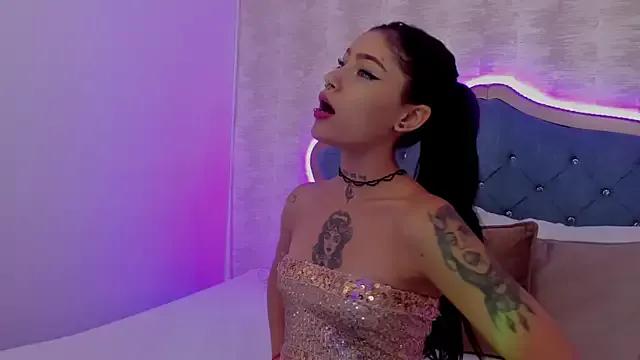 BellaVixenn from StripChat
