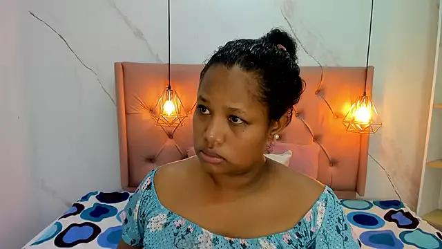 Belle_Brunette from StripChat